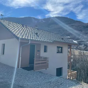 https://clos-du-chapitre.hotels-rhonealpes.com