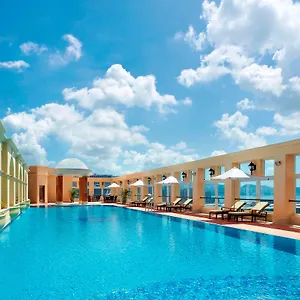 Hotell The Royal Garden
