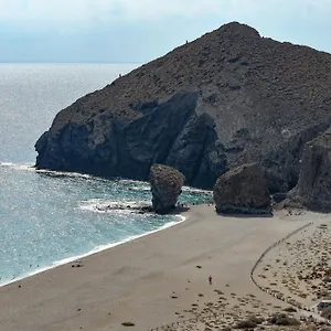 https://nijar-bella-y-su-parque-natrual-cabo-de-gata.es-andalucia.com